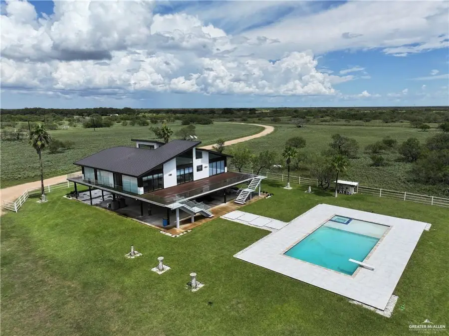 600 Cr 305 Road, Encino, TX 78353 - #2