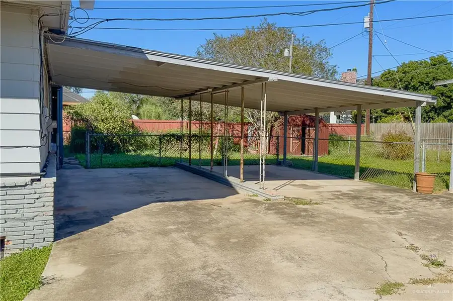 706 W 10th Street, Weslaco, TX 78596 - #3