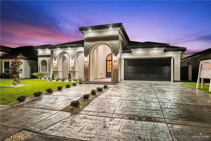 1620 S Queen Street, Edinburg, TX 78539 - #3