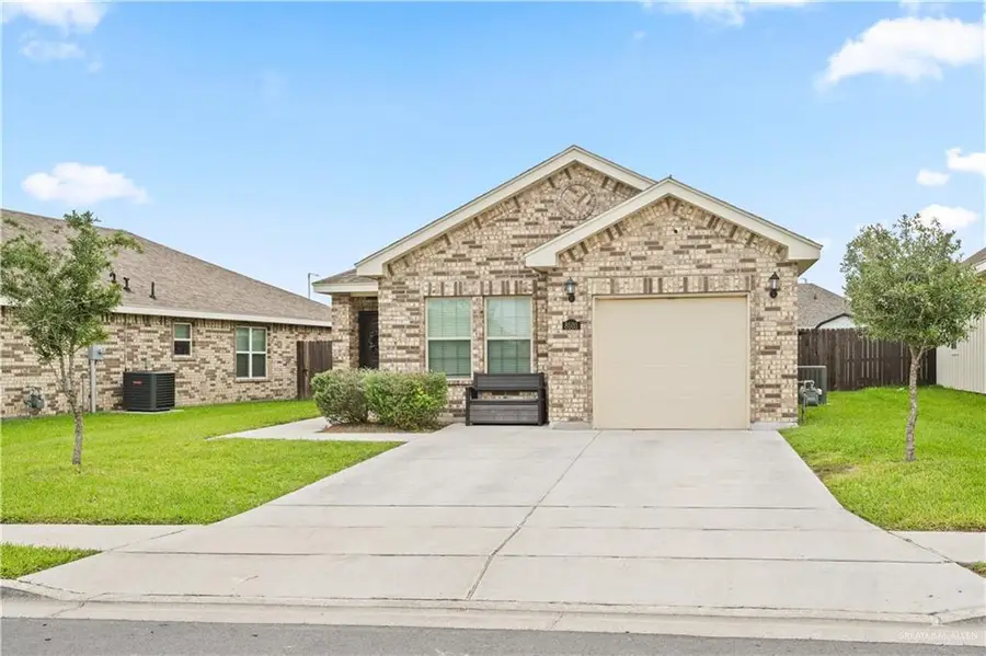 8503 N 33rd Lane, McAllen, TX 78504 - #2