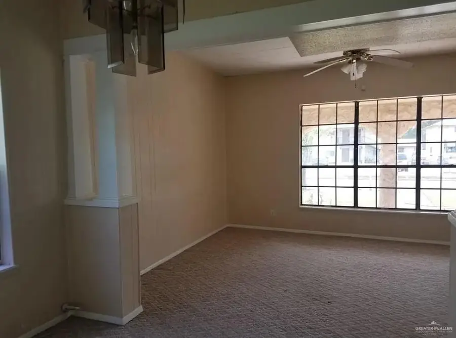 712 S Illinois Avenue, Weslaco, TX 78596 - #3