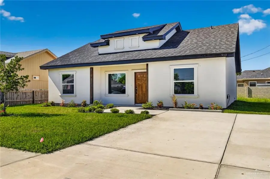 910 Trinity Street, Alamo, TX 78516 - #2