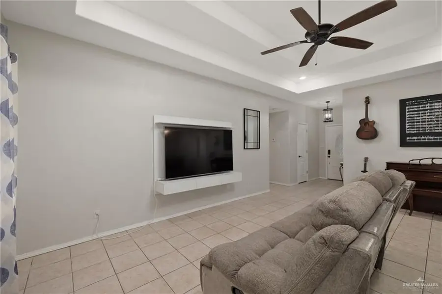 2800 Swallow Avenue, McAllen, TX 78504 - #2