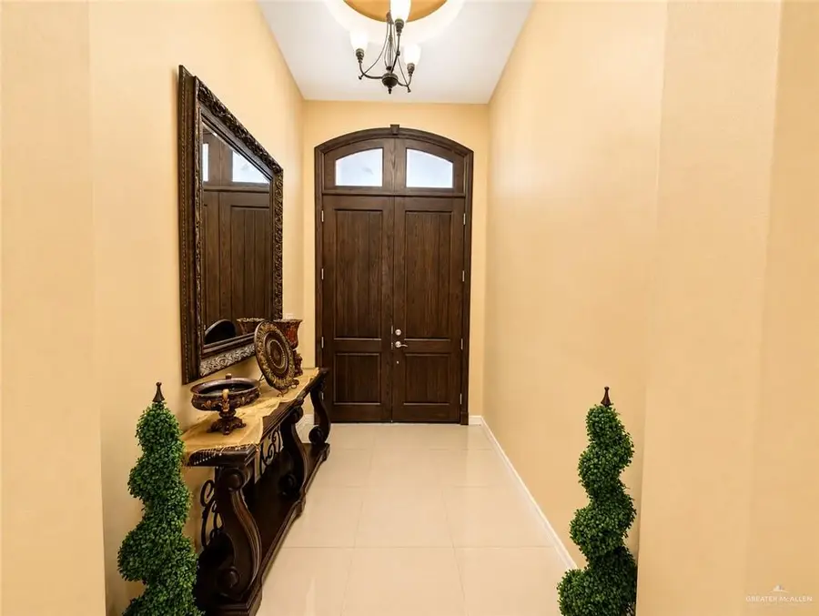 5425 San Diego Drive, Edinburg, TX 78542 - #2