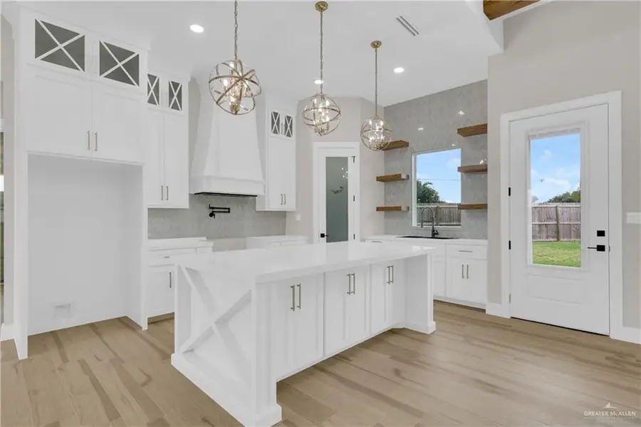 1425 S Bluebonnet Street, Alton, TX 78573 - #3