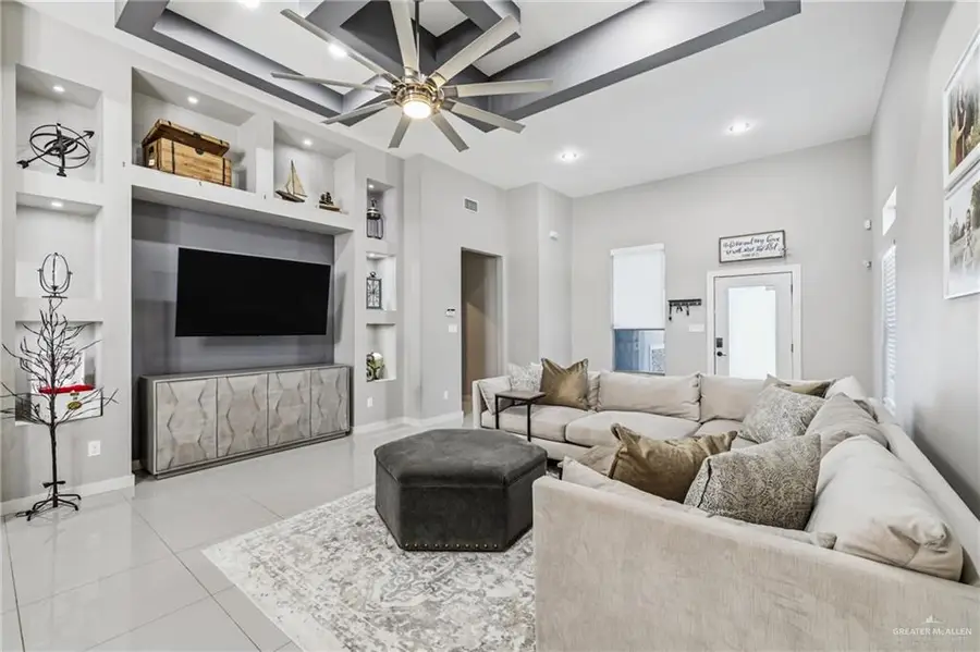 921 Casa Blanca Drive, Edinburg, TX 78539 - #2