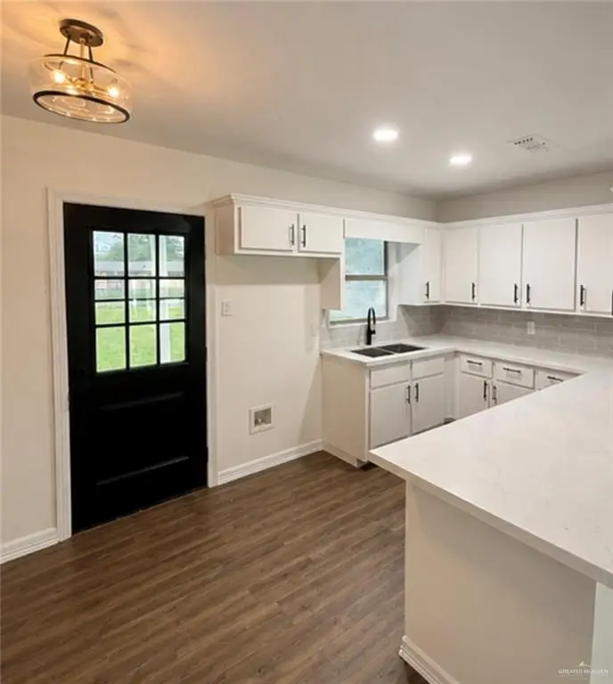 504 W Jones Avenue, Pharr, TX 78577 - #3