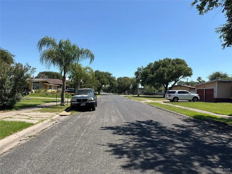 430 Canterbury Drive, Corpus Christi, TX 78412 - #2