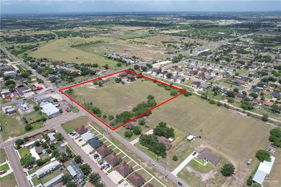 2215 E Main Avenue, Alton, TX 78573 - #3