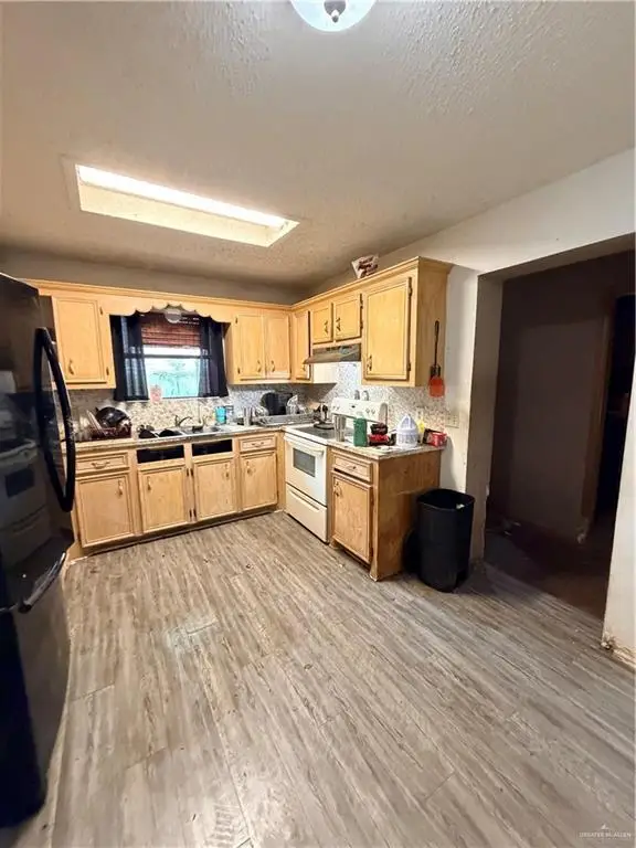 6406 S Rivera Street, Pharr, TX 78577 - #3