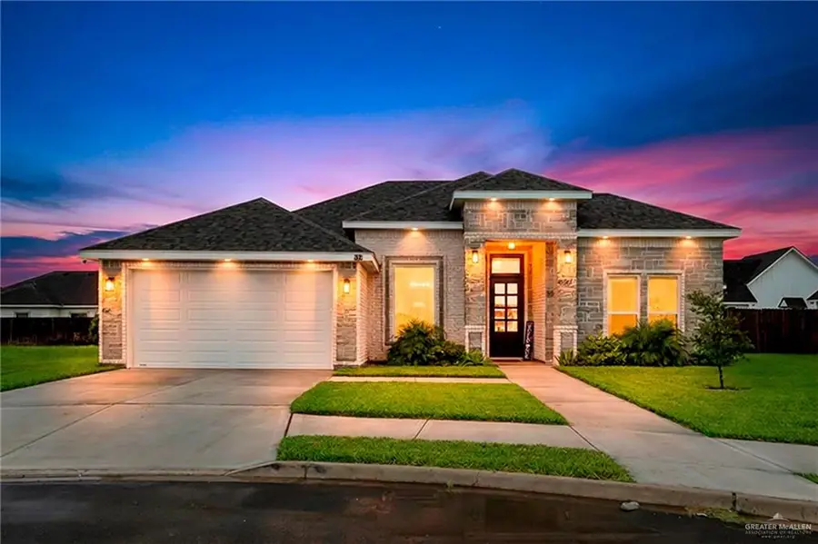 574 Pearl Street, Edinburg, TX 78542 - #2