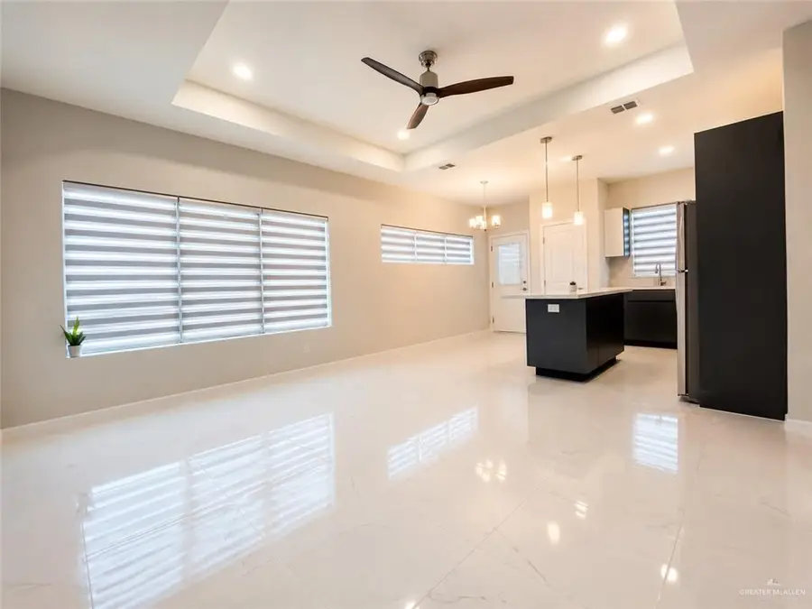 1428 E Iris Avenue, McAllen, TX 78504 - #3