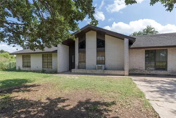 909 E Minnesota Road, Alamo, TX 78589