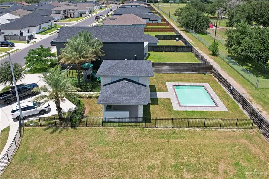 5505 Baylor Avenue, McAllen, TX 78504 - #3