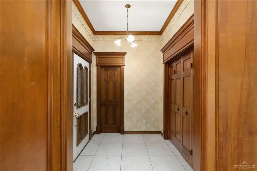217 W Pineridge Avenue, McAllen, TX 78503 - #3