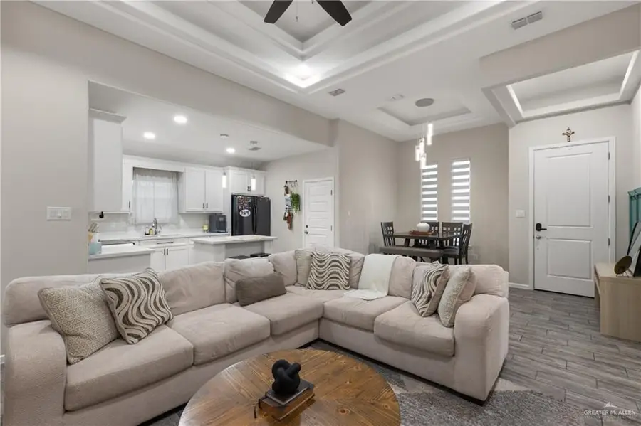 711 W Polk Avenue, Mission, TX 78573 - #3