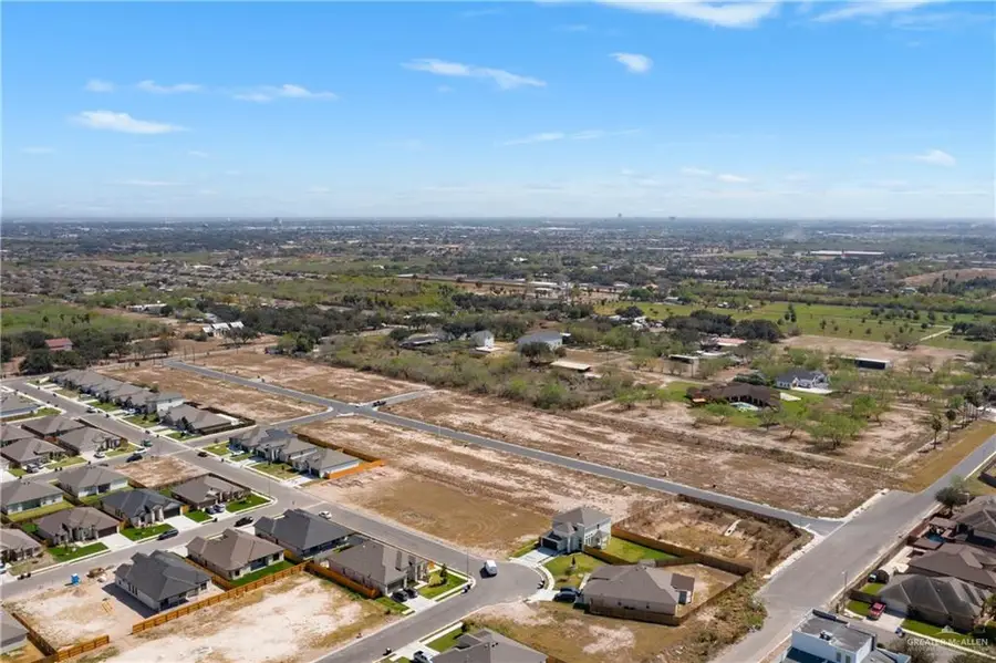 5504 Teal Avenue, McAllen, TX 78504 - #2