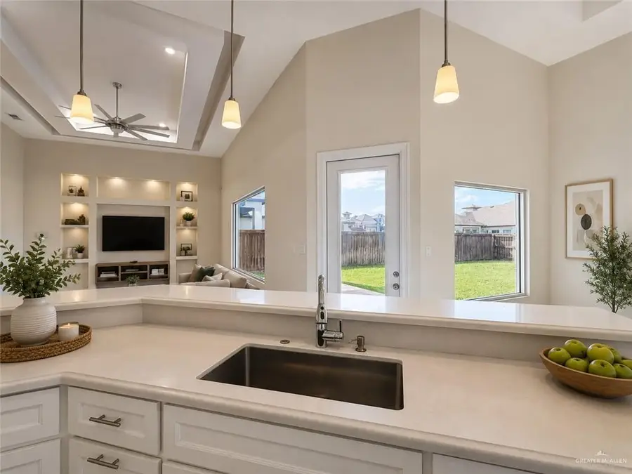 1100 W Fig Avenue, Pharr, TX 78577 - #3