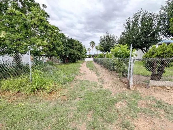 1303 S 19 1/2 Street, McAllen, TX 78501