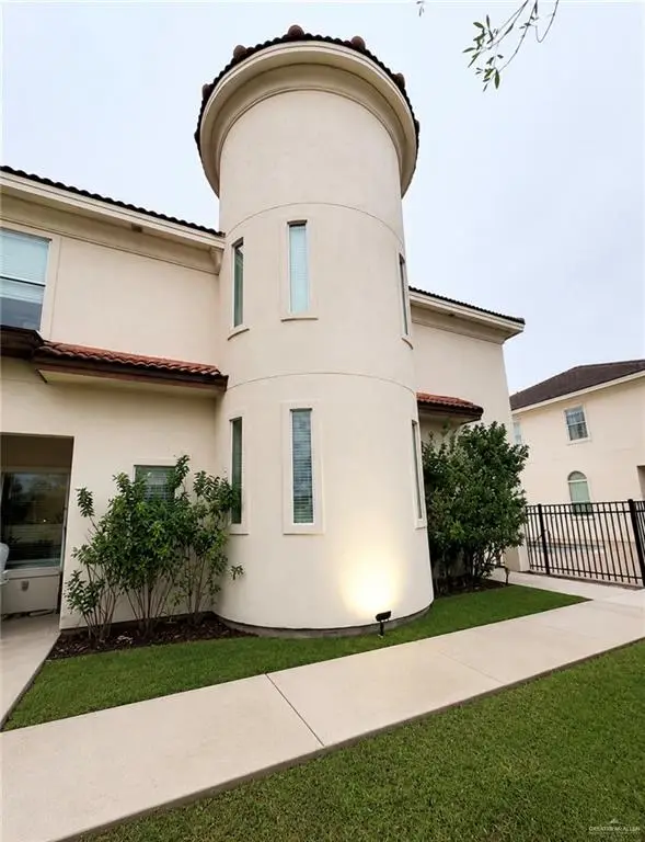 1412 E Keeton Avenue #15, McAllen, TX 78503 - #1