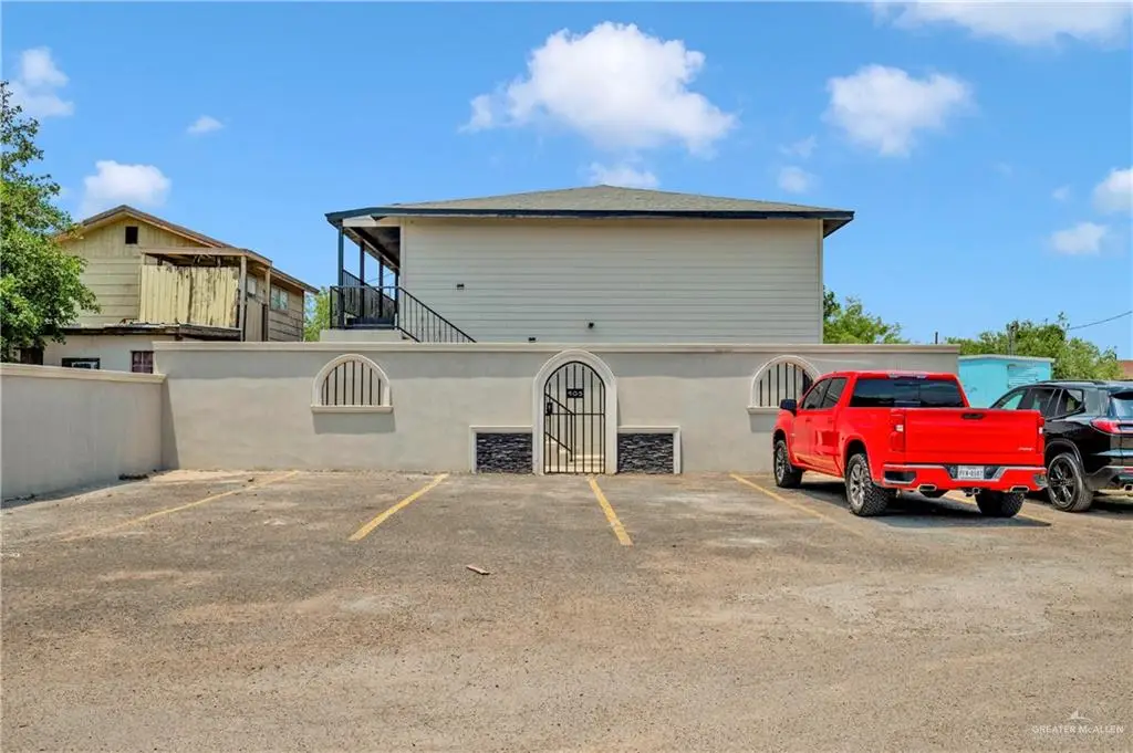 405 E Guerra Street, Rio Grande City, TX 78582 - #1