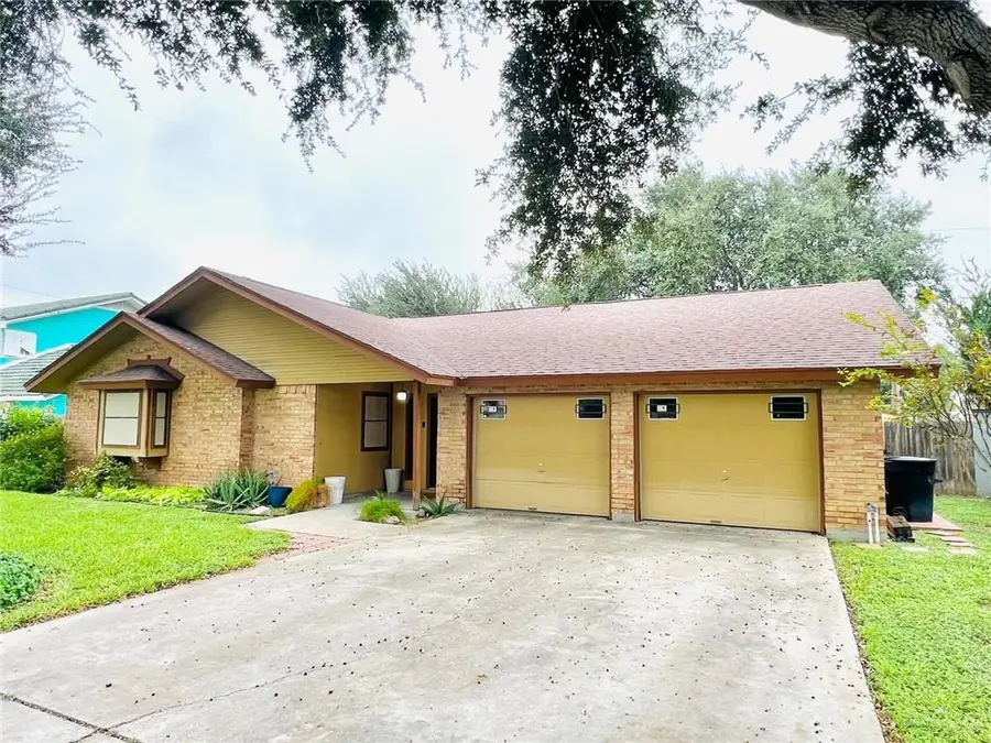 2812 Carnation Avenue, McAllen, TX 78501 - #3