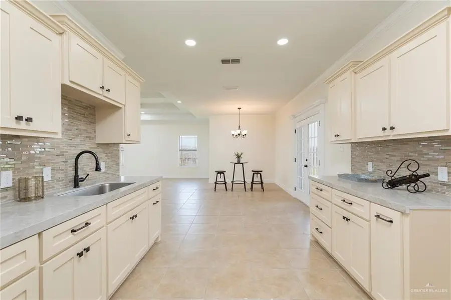 23789 Richmond Drive, Harlingen, TX 78552 - #3