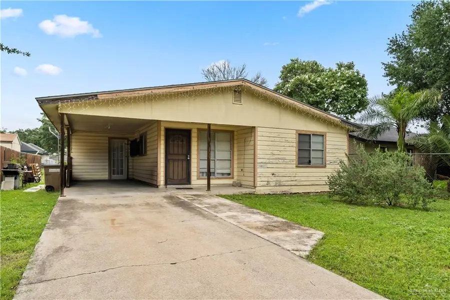 806 S 20th Avenue, Edinburg, TX 78539 - #2