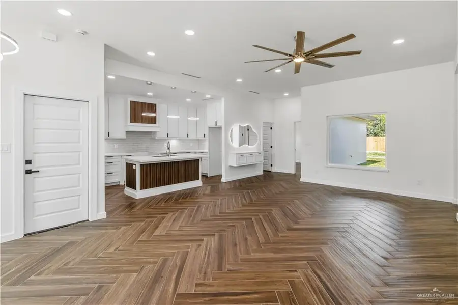 420 Freedom Way, Weslaco, TX 78596 - #2