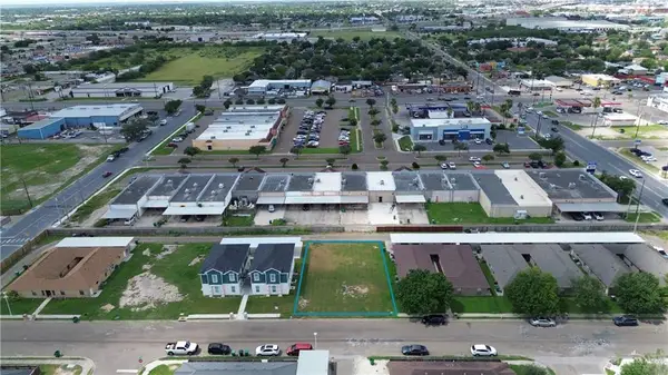 807 Los Tesoros Drive, Pharr, TX 78577