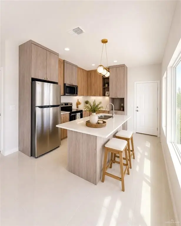 4221 Heron Avenue #17 Front, McAllen, TX 78504 - #3