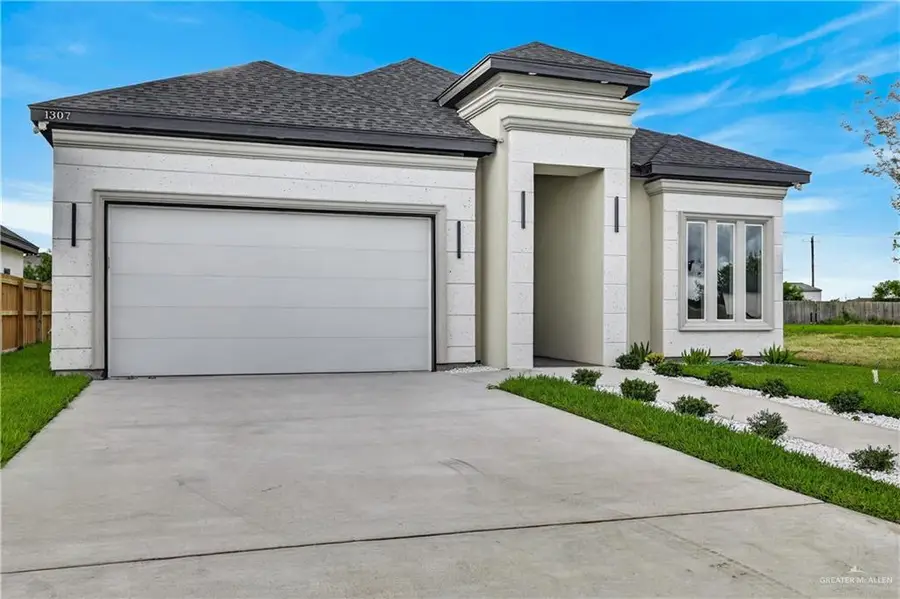 1307 S 9th Street, Alamo, TX 78516 - #2