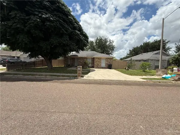 1416 E Kennedy Avenue, Alton, TX 78573