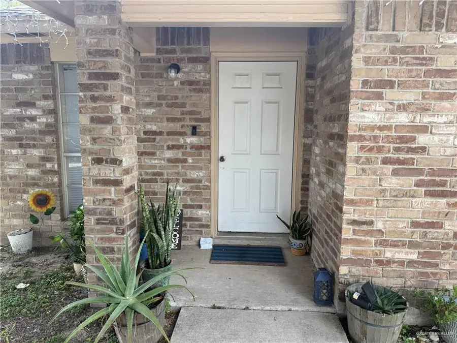 1416 E Kennedy Avenue, Alton, TX 78573 - #3