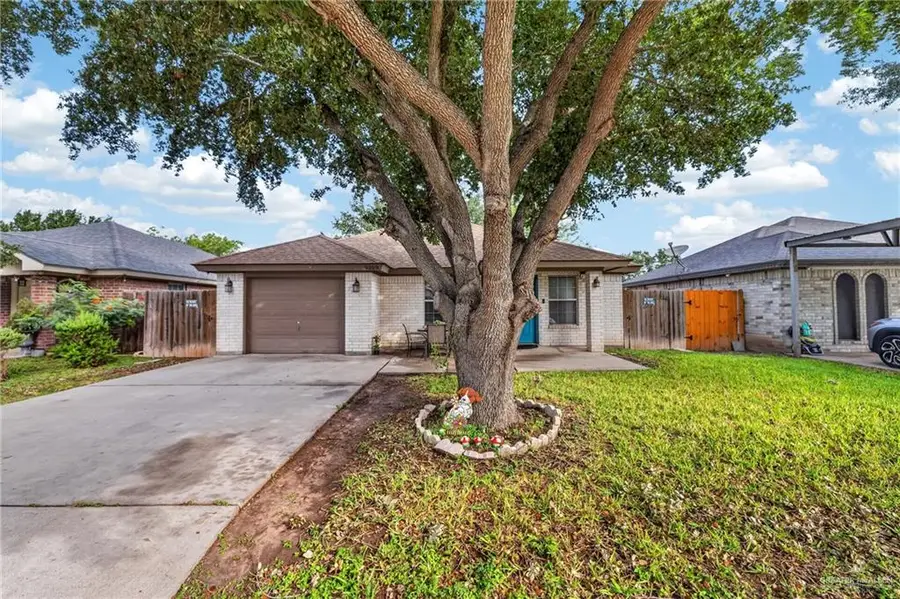 9109 N 37th Lane, McAllen, TX 78504 - #2