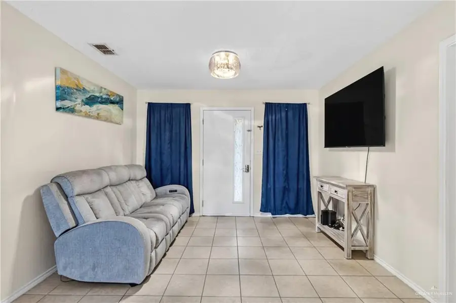 4821 Walnut Street, Edinburg, TX 78541 - #2