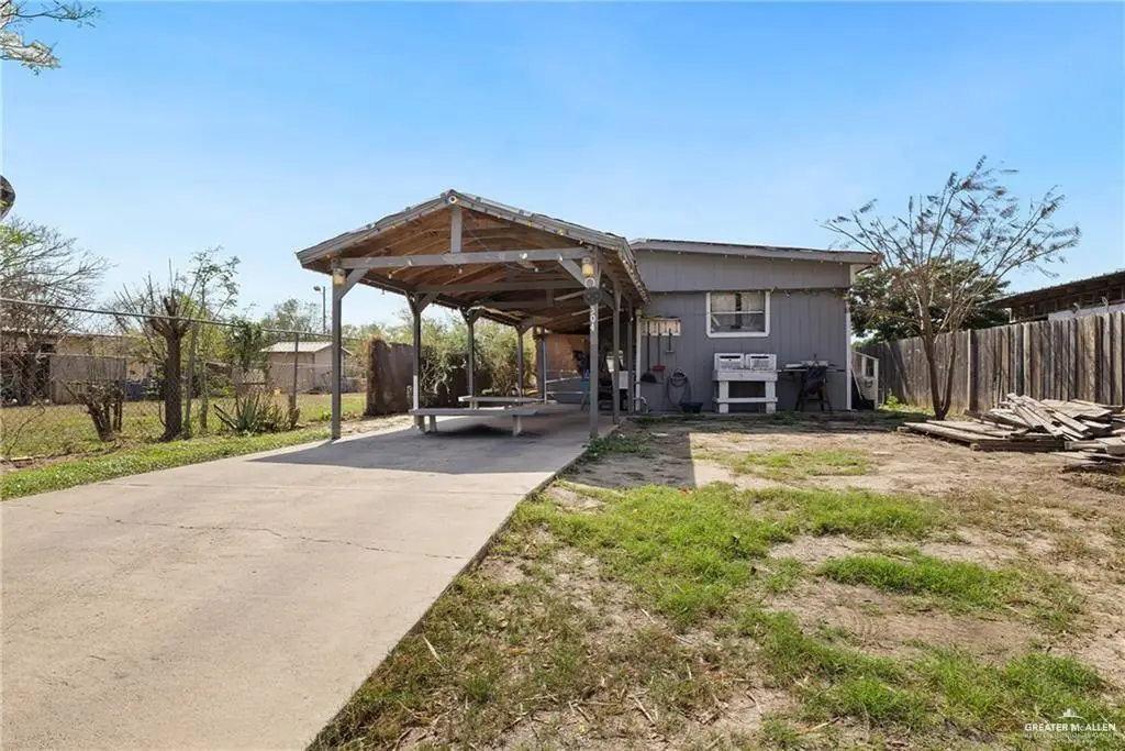 304 E Levee Avenue, Hidalgo, TX 78557 - #1