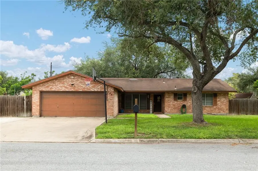 106 W 20th Street, Weslaco, TX 78596 - #2