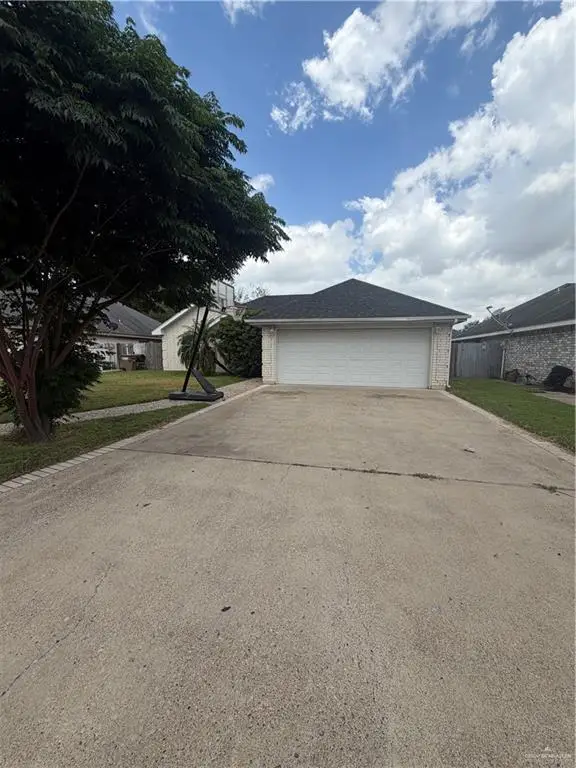 621 Cardinal Avenue, Edinburg, TX 78542 - #2