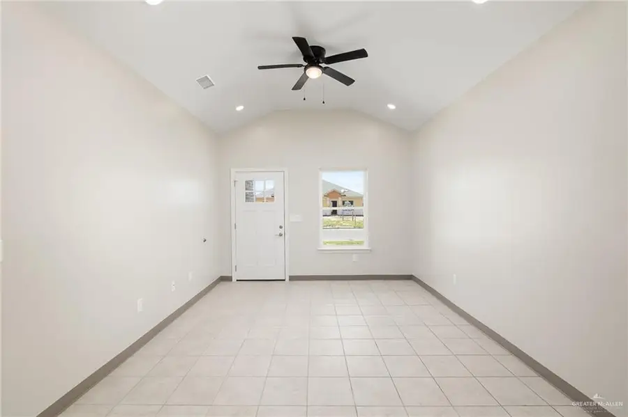 2422 N Valley Circle, La Feria, TX 78559 - #2