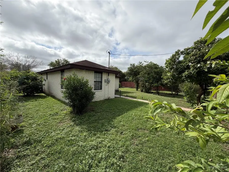 713 S 25th Street S, Donna, TX 78537 - #2