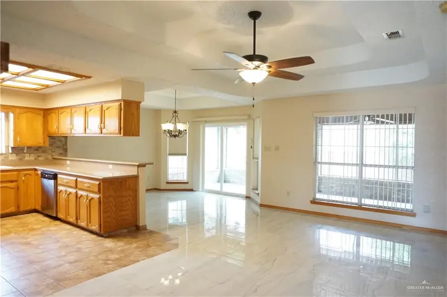 1581 S Gastel Circle, Mission, TX 78572 - #2