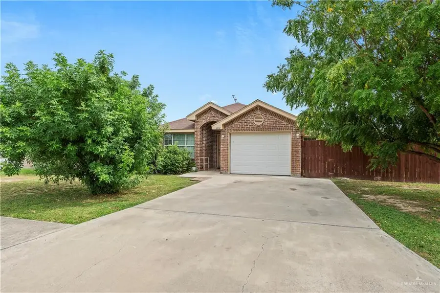 813 Chickadee Avenue, Pharr, TX 78577 - #2