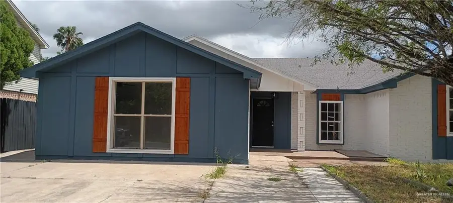 2124 Iris Avenue, McAllen, TX 78501 - #3