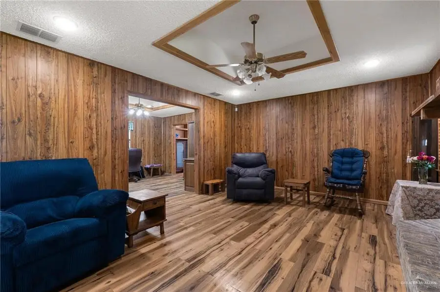 401 S Parker Road, La Feria, TX 78559 - #3