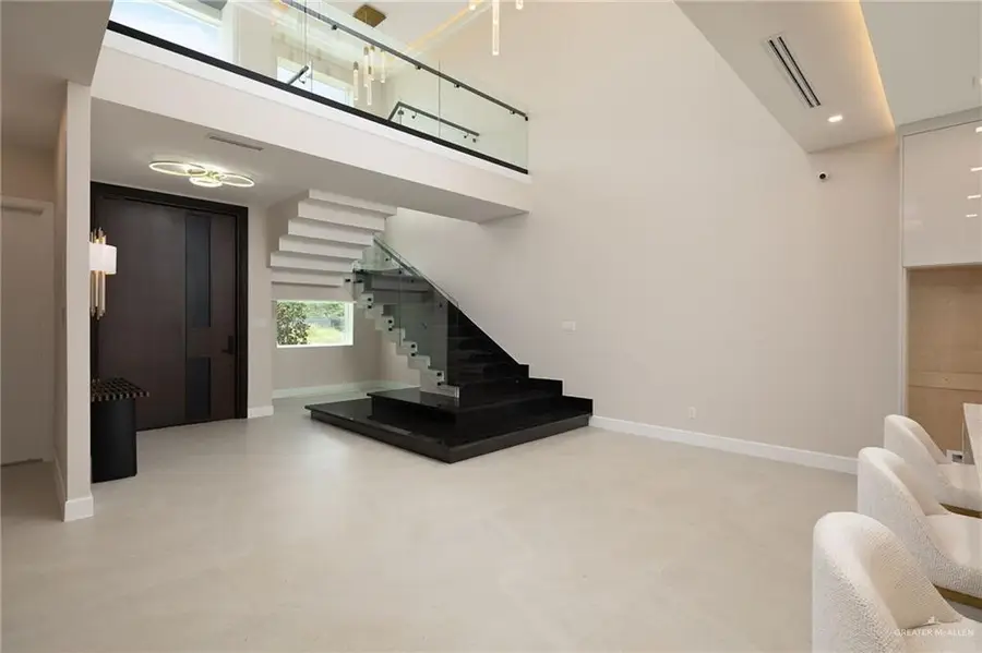 6702 N 11th Lane, McAllen, TX 78504 - #3