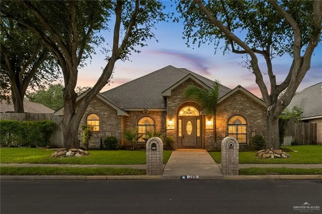 320 Thunderbird Avenue W, McAllen, TX 78504 - #1