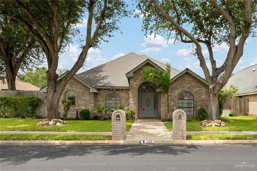 320 Thunderbird Avenue W, McAllen, TX 78504 - #2