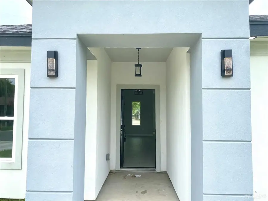 625 Delia Lane, Brownsville, TX 78520 - #2