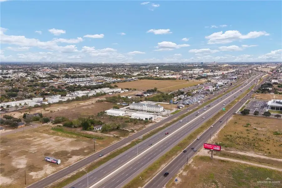 1803 E Expressway 83 Highway, Mission, TX 78572 - #2